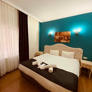 Adora Cafe & Restaurant 3* Istambul